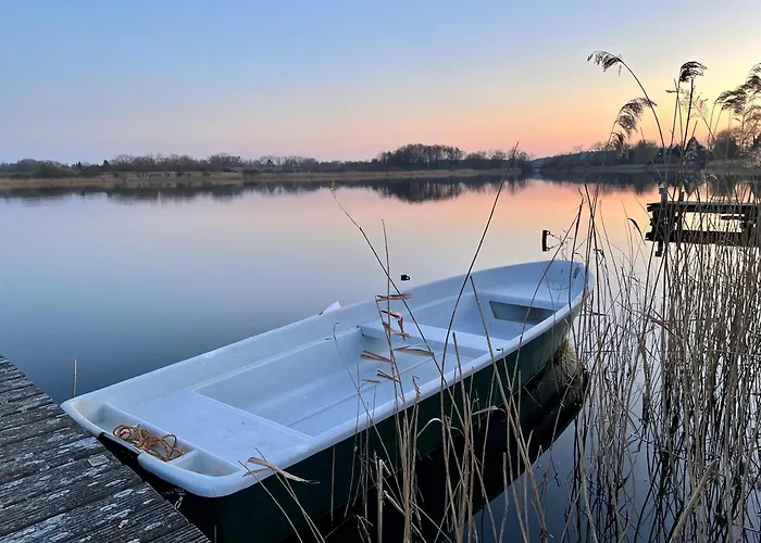 Chill & Grill I Whirlpool I Kamin I Steg I Boot بيت للعطل